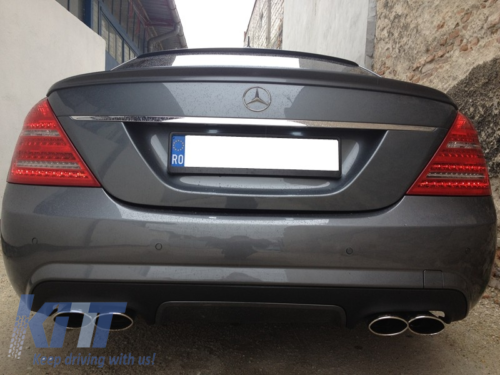 Diffusore del respingente posteriore AMG con design di scarico del silenziatore