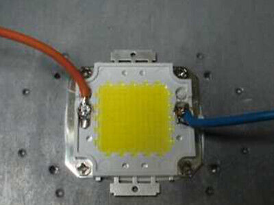 Epistar Power Led COB 100W Multi Chip Integrato 27-36V DC 3000 mA Bianco Caldo