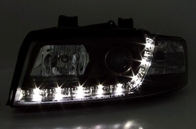 Faro fanale LED per A4 8E nero