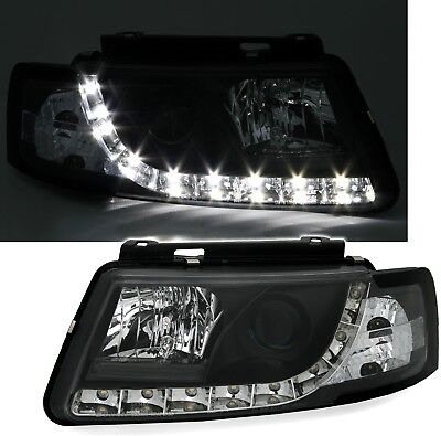 Coppia Fari Fanali Anteriori LED per Passat 3B Neri