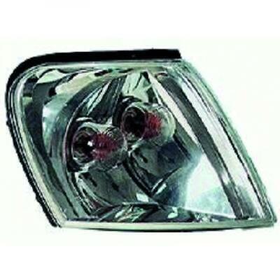 Freccia anteriore sx SPACE STAR 00-02 bianco 1.8 portalampada MR41689