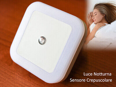 Lampada Luce Led Notturna Quadrato Segnapasso con Sensore Crepuscolare Bi