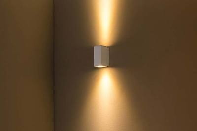 Lampada Led Modello REVERSE Forma Rettangolare in Metallo Satinato Colore Bianc
