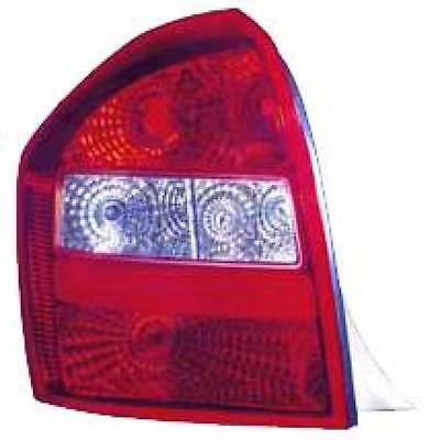 Faro fanale posteriore Destro CERATO 04- 5 pt
