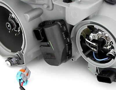Coppia Fari fanali anteriori per C208 CLK SOLO XENON DI SERIE D2S\H7