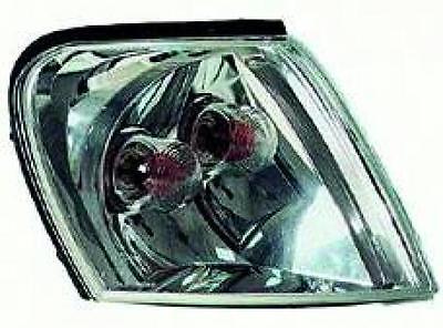 Freccia anteriore Destra SPACE STAR 00-02 bianco 1800cc con portalampada