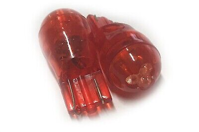 Coppia 2 Lampade Led T10 Con 3 F3 Colore Rosso Red 12V 0,2W <p> Attacco:T10 W5W