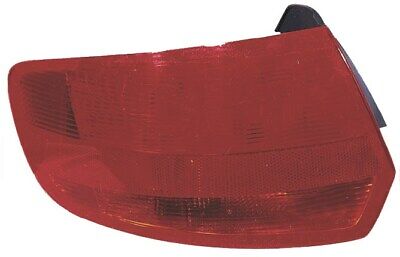 Faro posteriore dx A3 04-08 esterno SPORTBACK 8P4945096G