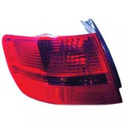 Faro fanale posteriore Sinistro A6 04-06 AVANT esterno