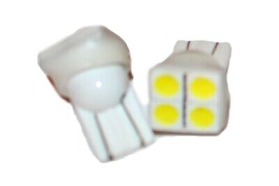 Coppia 2 Lampade Led T10 Con 4 Smd 5050 Frontale Colore Bianco Freddo 6000K 12V