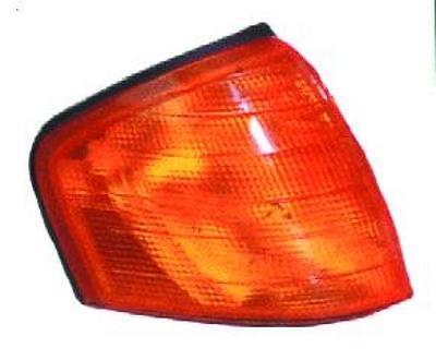 Freccia anteriore Sinistra Classe C W202 93-00 giallo
