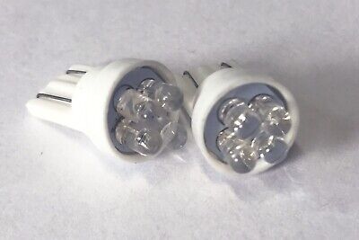 Coppia 2 Lampade Led T10 Con 4 F3 Colore Bianco Freddo 6000K 12V 0,2W <p>