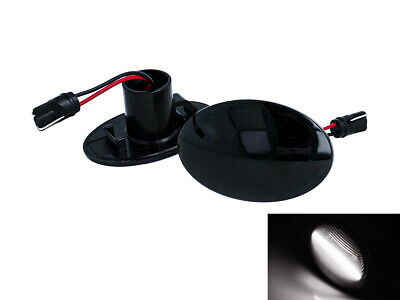 Kit Freccia Laterale a Led Side Marker Lente Nero Fume Luce Bianco Per