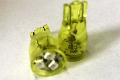 Coppia 2 Lampade Led T10 Con 3 Smd 3528 Colore Giallo Yellow 12V 0,2W <p>