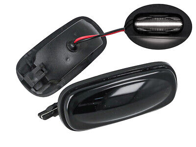 Kit Freccia Laterale a Led Side Marker Lente Nero Fume Luce Bianco Per Land