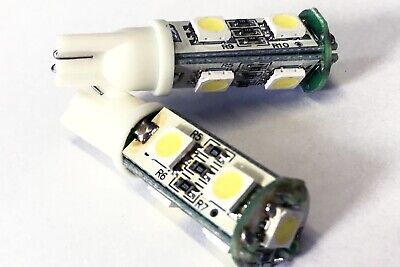 Coppia 2 Lampade Led T10 Con 7 Smd 5050 Colore Bianco Freddo 6000K 12V 1W <p>