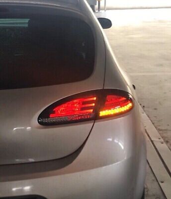 Coppia Fari Fanali Posteriori Tuning LED Leon 1P 2005 > 2009 rosso fumè