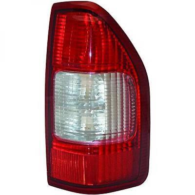 Faro fanale posteriore Destro D-MAX 02-05 senza portalampada
