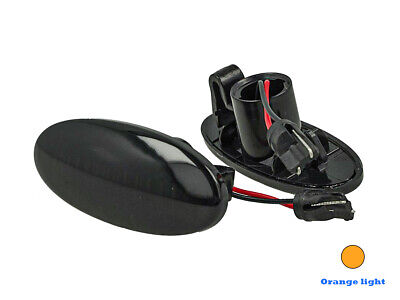 Kit Freccia Laterale a Led Side Marker Lente Nero Fume Luce Arancione Per Nissa