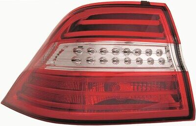Faro posteriore dx ClasseM ML W166 11-15 P21WLED esterno 1669063201
