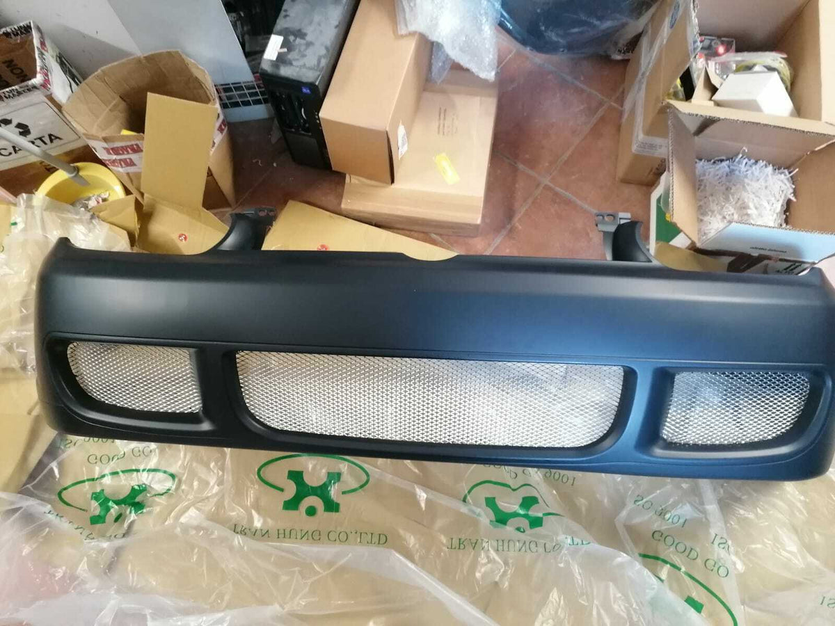 Paraurti anteriore GOLF IV 97-03 SPORTLOOK verniciabile inclusa griglia