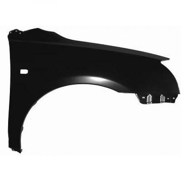 Parafango sinistro AVENSIS 03-06 con foro freccia