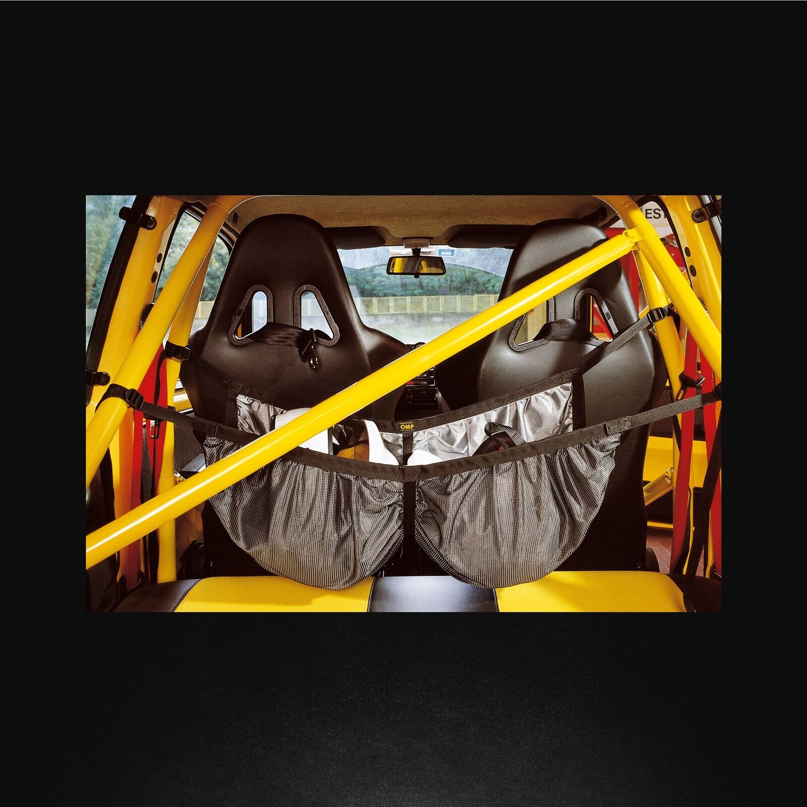 NA/1858 Rete porta casco realizzata in tessuto poliestere, e adattabile ad ogni