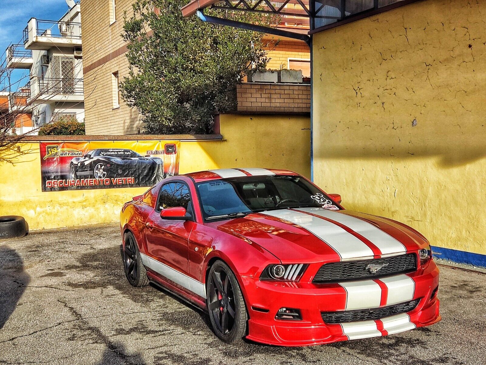 Coppia Fari Fanali Tuning MUSTANG V 10-13 TUBE LIGHT FRECCIA DINAMICA NERI