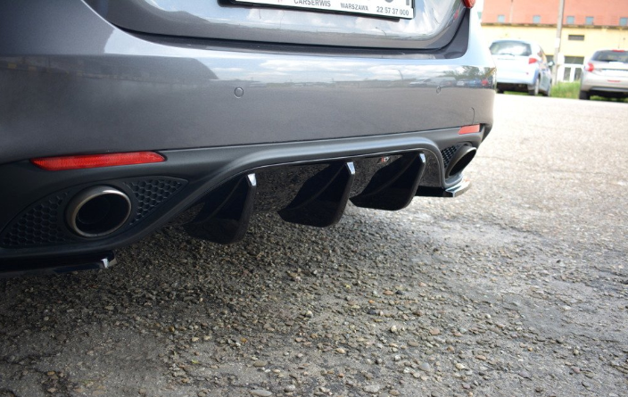Diffusore Spoiler Sottoparaurti Posteriore Tuning Giulia Veloce Nero Satinato