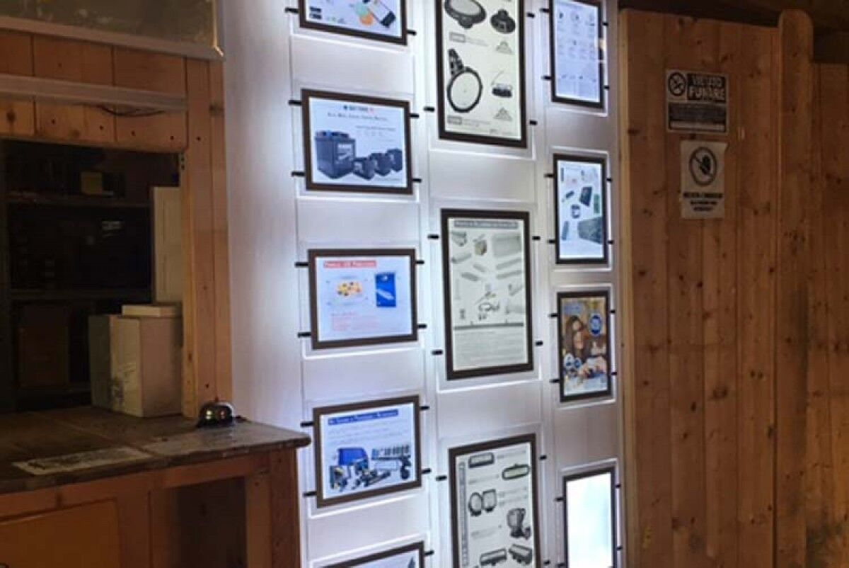 Pannello vetrina Led Pubblicitario A3 Orizzontale 12V 8W Retroilluminato negozio