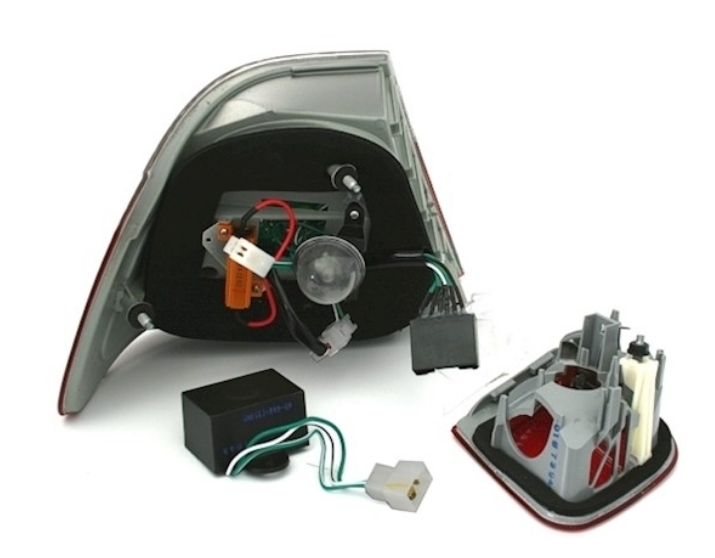 Coppia Fari Fanali Posteriori Tuning LED serie 3 Coupe (E46) 99-03 Rossi