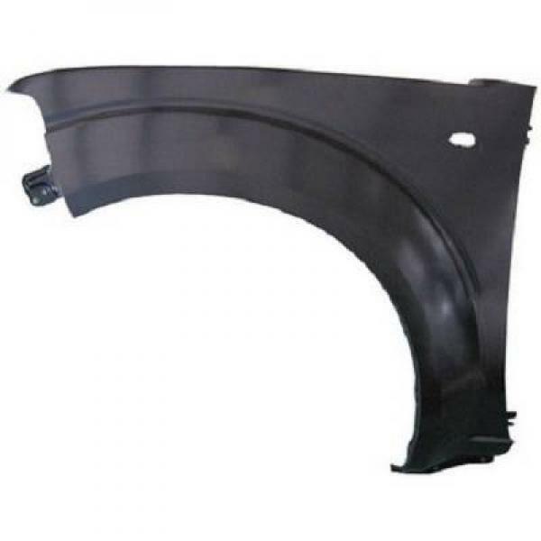 Parafango sinistro  PATHFINDER NAVARA 05-08 con foro freccia