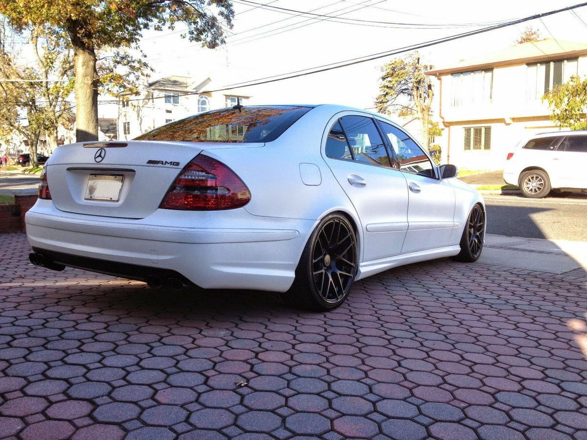 Paraurti sportivo posteriore TUNING Classe E W211 2006 > 2009 berlina verniciabi