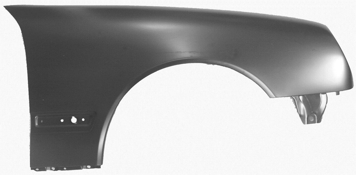 Parafango destro ClasseE W210 99-02 senza foro freccia