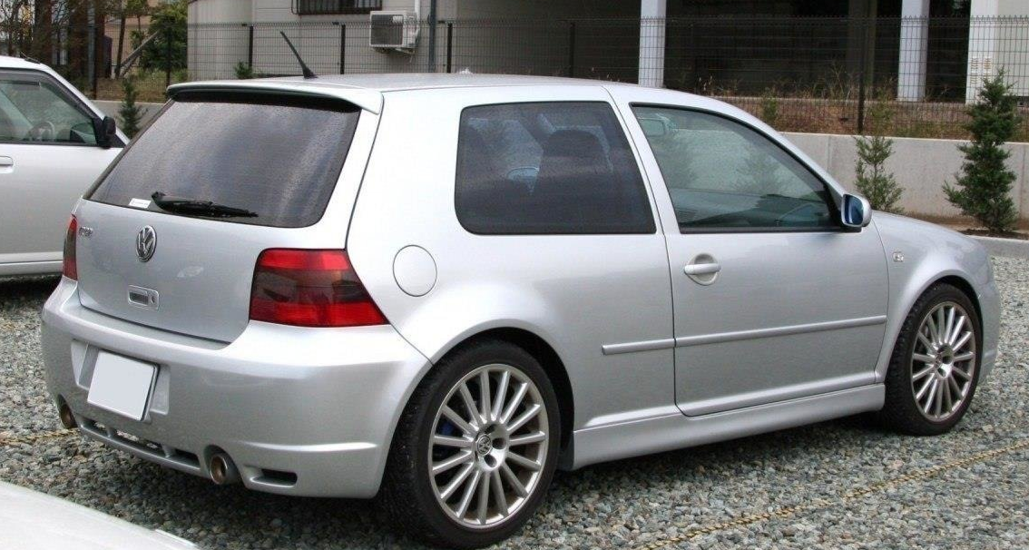 Golf MK4 IV 3 porte Set KIT Coppia Minigonne Laterali Tuning ABS Stile R32