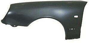 Parafango destro ClasseE W210 95-99 con foro freccia