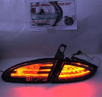 Coppia Set Fari fanali posteriori Tuning a LED Leon 1P 05->09 Rosso Fumè