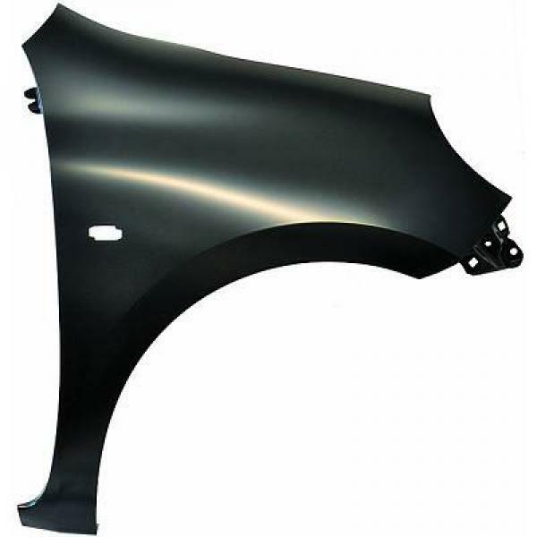 Parafango sinistro  MICRA K13 10-08/13 con foro freccia