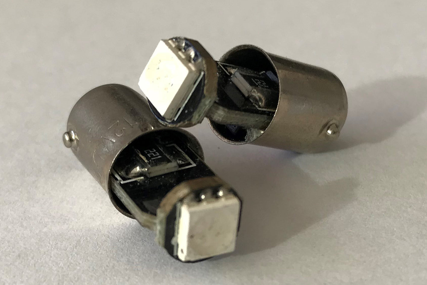 Coppia 2 Lampadine Led BA9S T4W Piedi Dritti Con 1 Smd 5050 Frontale Colore