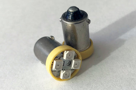 Coppia 2 Lampadine Led BA9S T4W Piedi Dritti Con 4 Smd 3528 Colore Giallo 12V